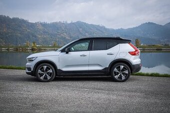 XC40 P8 Twin motor AWD, El. ťažné, Harman, Asistenti,91% SOH
