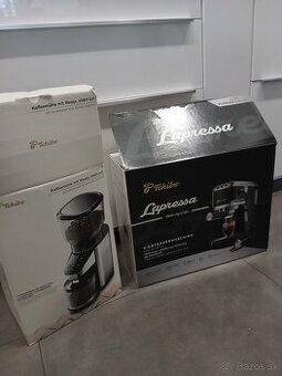 Kavovar pakovy Tchibo Lapresaa+mlynček