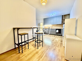 Prenájom 2 izbový byt s veľkým balkónom – Karlova Ves