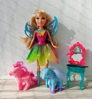 Bábika víla s jednorožcom a s poníkom