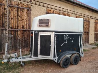 Predam prepravnik na koňe