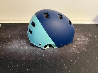 Detská cyklistická prilba TEEN 520