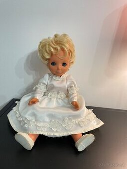 Retro bábika nevesta