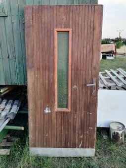 Prave 90cm drevo z masivu, a 60P biele dvere