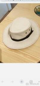 Pánsky biely klobúk