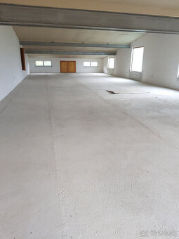 3x murovaná hala, 830m2, pozemok 4.600m2 + les 1,1ha, Encs
