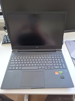 HP VICTUS 16 800€