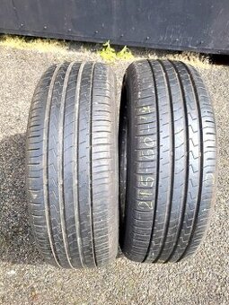 215/60 R17 Falken