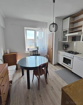 2 izbový BYT v širšom centre Bratislavy