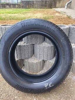 225/60 r18