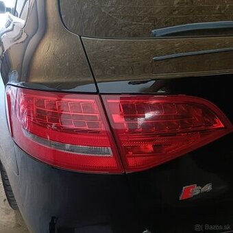 Audi A4 B8 zadne LED svetla
