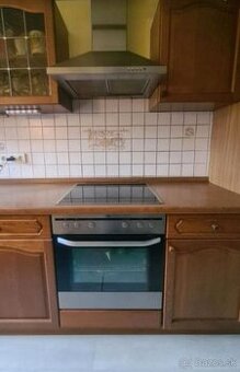 Rustikální kuchyně se spotřebiči, 4820