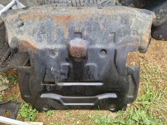 Kryt motora Mercedes Benz C, W203