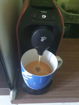Predám kapsulový kávovar zn. Tchibo Cafissimo+odvápňovač