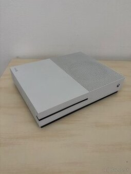 Zdravím, mám na predaj hernú konzolu Xbox One vo verzii S - 1