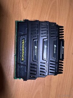Corsair ddr3 4x32gb - 1