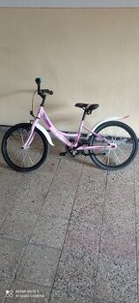 Dievčenský bicykel