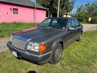 Mercedes W124
