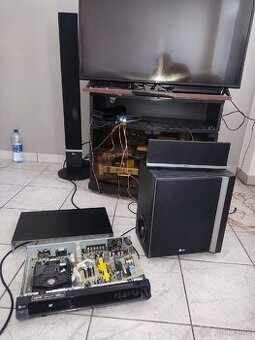 Predam LG Domace kino HT552TH 1000w