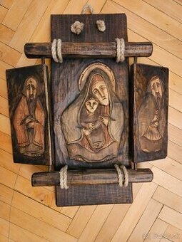 Krásna veľká drevorezba cena 70€/53x48cm/