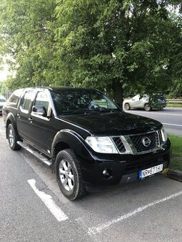 Nissan navara 2,5 dCI 4x4