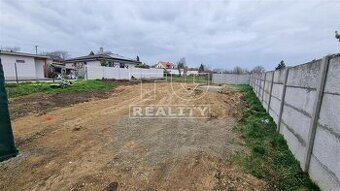 Na predaj stavebný pozemok v obci Mojmírovce - 675 m2
