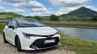Predám auto zn. Toyota Corolla 1.8 Hybrid, GR Sport