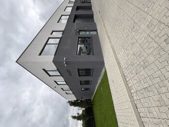 Administratívno–skladovo–výrobný priestor na prenájom – Zava