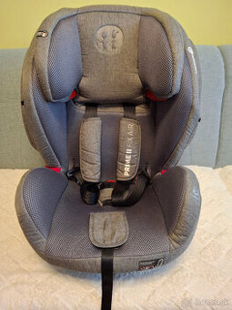 Autosedačka Petite&Mars Prime II Isofix