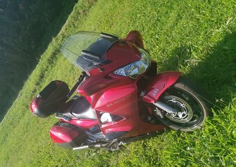 Predám 3789€ VYMENÍM Honda Pan European 1300 ST rv-2005 93kw