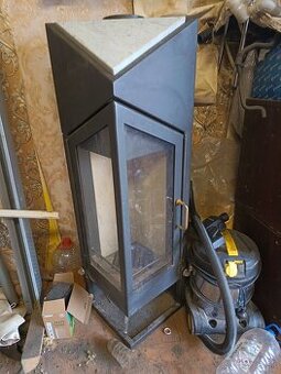 Predám alebo vymením rohovi krb