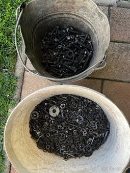 Rozne sroby, matice.