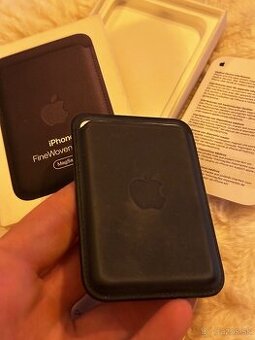 Apple Magsafe Wallet FineWoven Black