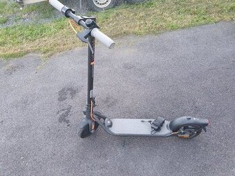 Elektrická kolobežka Segway Ninebot