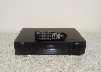 Videorekordér JVC HR-J672