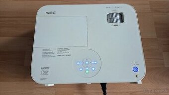 Predam profi NEC projektor na opravu ci vymenu lampy