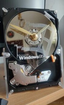 Hodiny Hard disk HDD