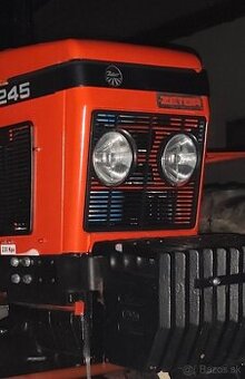 Kapota zetor výmena