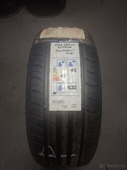 Falken 225/45R17 91W Runflat
