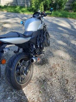 Suzuki sv650x