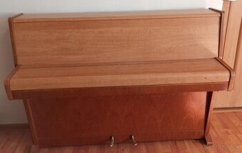 Piano August Förster