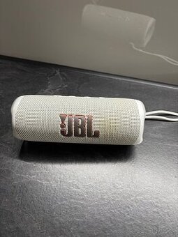 Jbl flip 6 white