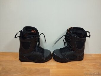 Predám snowb.topánky THIYRTITWO EU-42,5-28cm.