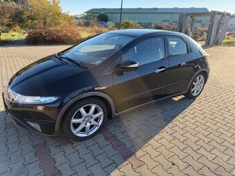 Honda Civic 1.8 VTEC LPG