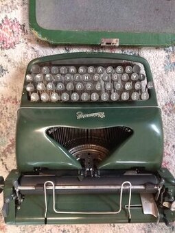 predám prenosný písací stroj Rheinmetall KsT - tmavozelená