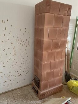 Funkčná kachľová pec