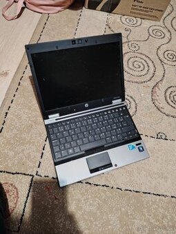 HP EliteBook 2540p – nefunkčný (chyba napájania)