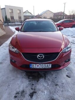 Mazda 6 benzín