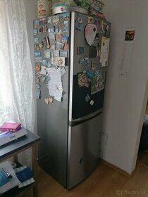 Veľká chladnička s mrazak om kombi ELECTROLUX