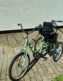 Špeciálny bicykel - trojkolka pre hendikepované dieťa